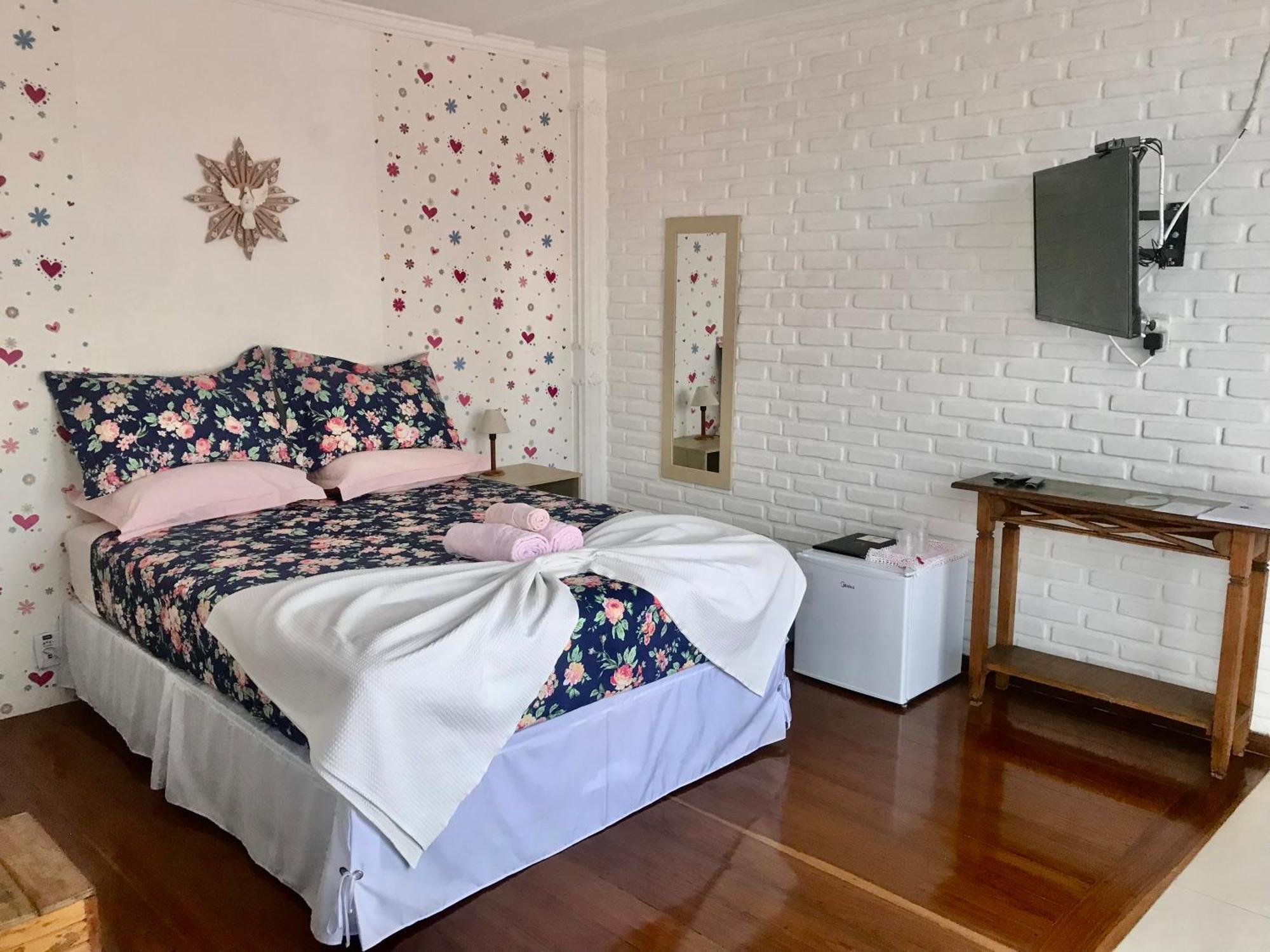 Hospedaria Casa Real Санта-Круз-ди-Минас Экстерьер фото