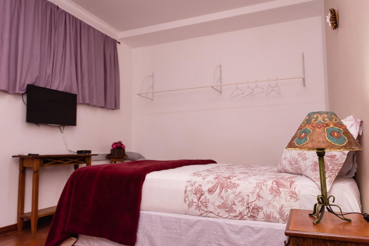 Hospedaria Casa Real Санта-Круз-ди-Минас Экстерьер фото